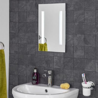 CROYDEX MALHAM ILLUMINATED BATTERY OPERATED MIRROR, MM730100E **SPECIAL OFFER** CROYDEX MALHAM ILLUMINATED BATTERY OPERATED MIRROR, MM730100E **SPECIAL OFFER**